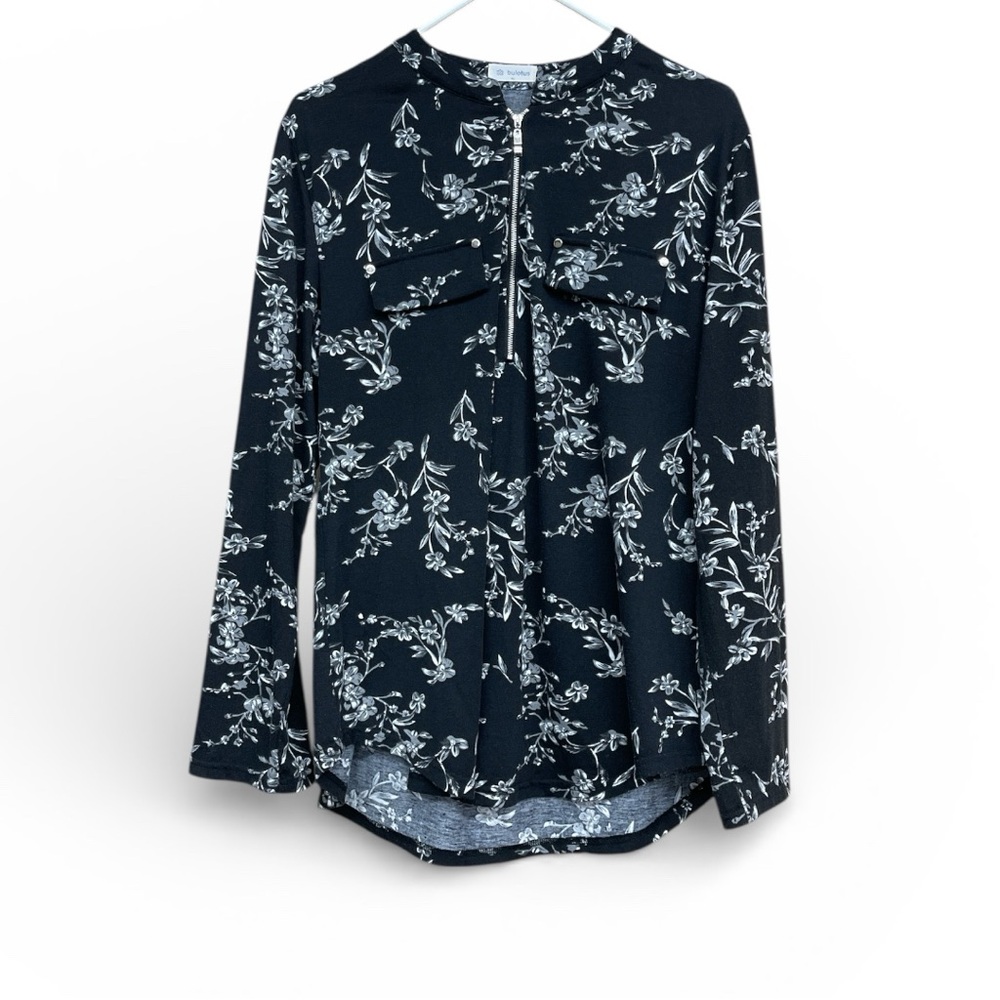 Chic Black and White Floral Blouse